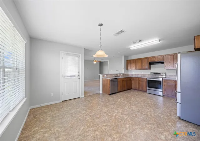 Photo 3 of Single family home for sale at 2607 Tarrant County Dr, Killeen, TX 76549 | MLS# 616054 | Listing updated on 2026-08-10