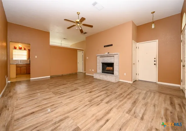 Photo 3 of Sale Pending at 2105 Diana Loop, Harker Heights, TX 76548 | MLS# 621776 | Listing updated on 2026-10-05