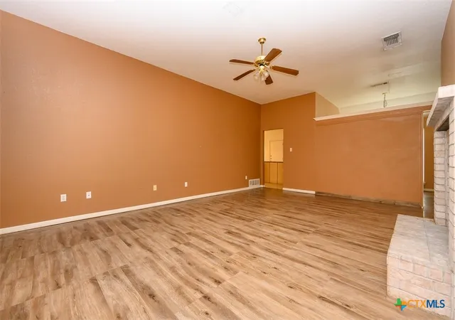 Photo 4 of Sale Pending at 2105 Diana Loop, Harker Heights, TX 76548 | MLS# 621776 | Listing updated on 2026-10-05