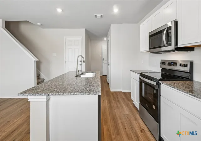 Photo 4 of Sale Pending at 1002 Firewheel Dr, Killeen, TX 76543 | MLS# 621969 | Listing updated on 2026-08-11