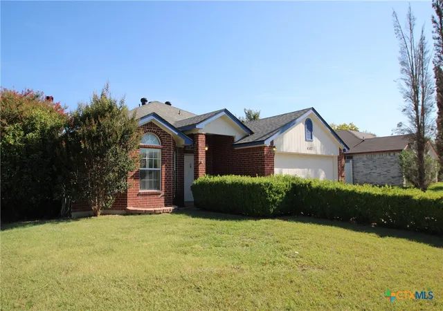 Photo 2 of Single family home for sale at 4307 Frontier Trl, Killeen, TX 76542 | MLS# 621999 | Listing updated on 2026-09-04
