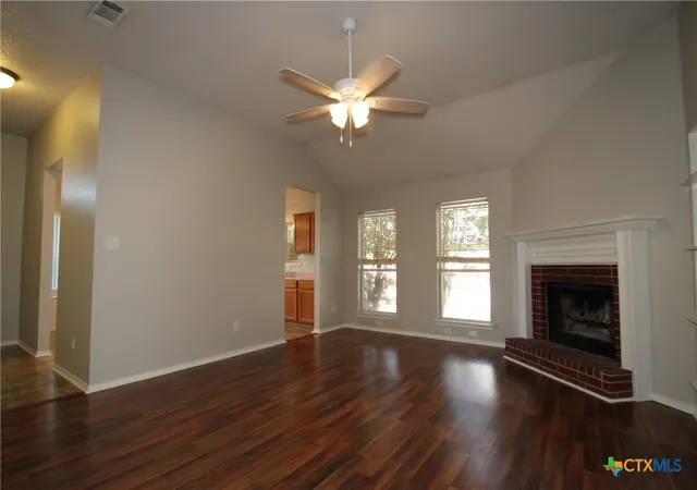 Photo 4 of Single family home for sale at 4307 Frontier Trl, Killeen, TX 76542 | MLS# 621999 | Listing updated on 2026-09-04