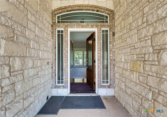 Photo 4 of Single family home for sale at 901 County Rd 3150, Kempner, TX 76539 | MLS# 621633 | Listing updated on 2026-09-11