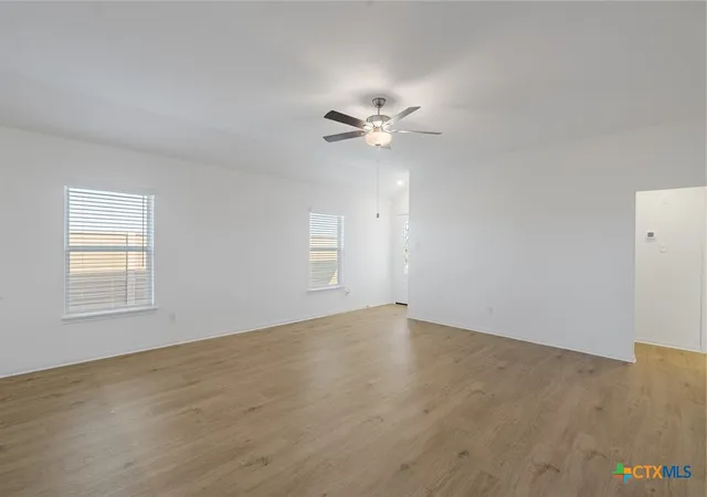 Photo 3 of Single family home for sale at 116 Paria Ct, Jarrell, TX 76537 | MLS# 620870 | Listing updated on 2026-09-11