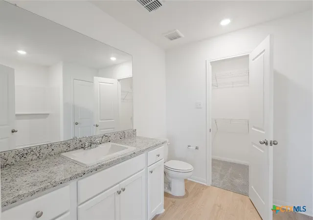 Photo 4 of Single family home for sale at 116 Paria Ct, Jarrell, TX 76537 | MLS# 620870 | Listing updated on 2026-09-11
