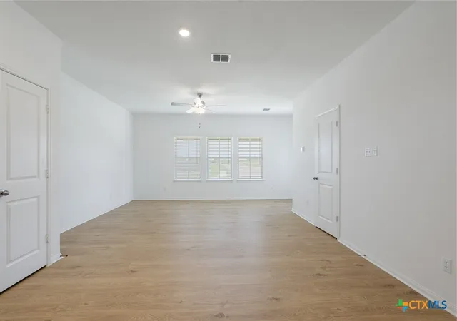 Photo 3 of Single family home for sale at 109 Desert Hare Dr, Jarrell, TX 76537 | MLS# 620680 | Listing updated on 2026-09-11