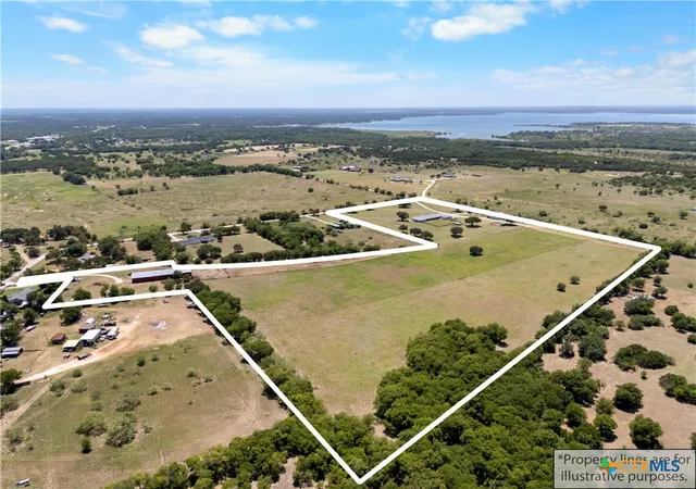Photo 1 of House for sale at 608 Bush Dr, Whitney, TX 76692 | MLS# 622049 | Listing updated on 2026-08-12