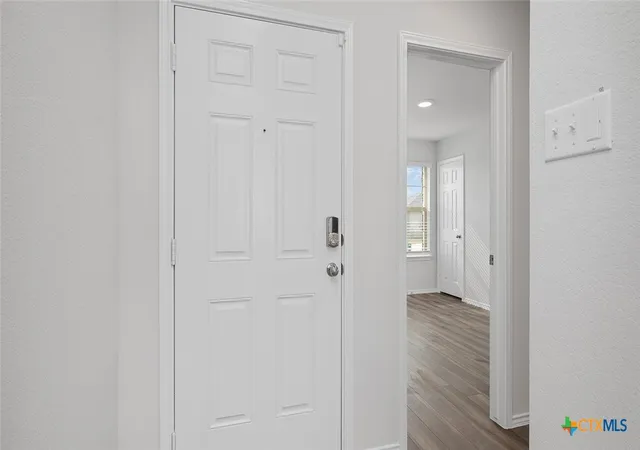 Photo 3 of Single family home for sale at 6802 Reginald Dr, Killeen, TX 76549 | MLS# 622050 | Listing updated on 2026-08-08