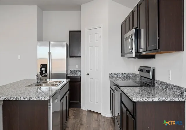 Photo 4 of Single family home for sale at 6802 Reginald Dr, Killeen, TX 76549 | MLS# 622050 | Listing updated on 2026-08-08