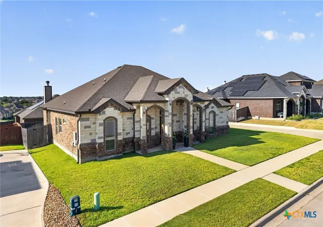 Photo 2 of Single family home for sale at 8502 Dorset Dr, Killeen, TX 76542 | MLS# 621504 | Listing updated on 2026-09-30