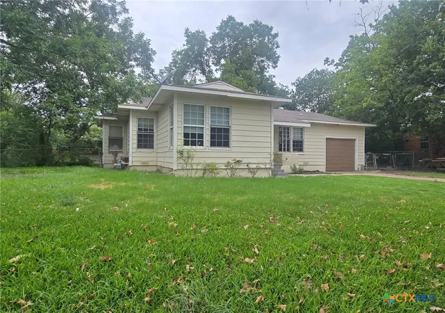 Photo 2 of Single family home for sale at 1005 Conder St, Killeen, TX 76541 | MLS# 621830 | Listing updated on 2026-08-28