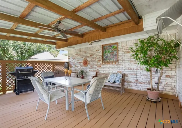 Photo 3 of Single family home for sale at 302 E Upshaw Ave, Temple, TX 76501 | MLS# 622080 | Listing updated on 2026-10-07