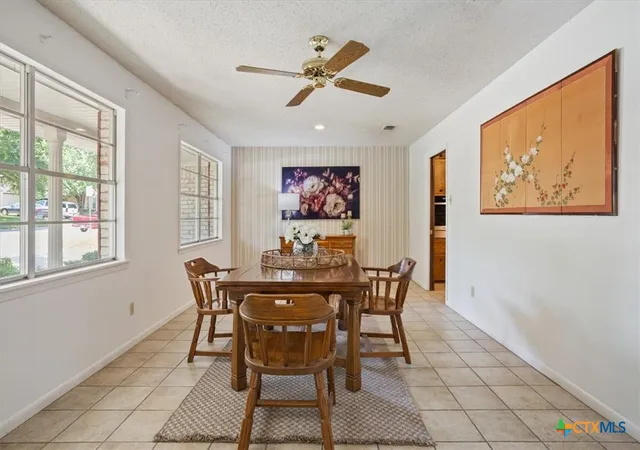 Photo 3 of Single family home for sale at 302 E Upshaw Ave, Temple, TX 76501 | MLS# 622080 | Listing updated on 2026-10-07