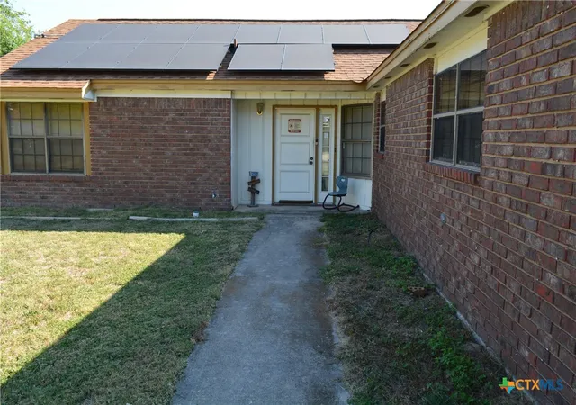 Photo 4 of Single family home for sale at 4303 Creekside Dr, Killeen, TX 76543 | MLS# 622106 | Listing updated on 2026-09-12