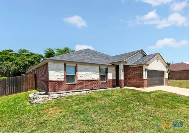 Photo 2 of Single family home for sale at 3907 Dewitt County Ct, Killeen, TX 76549 | MLS# 619638 | Listing updated on 2026-09-11