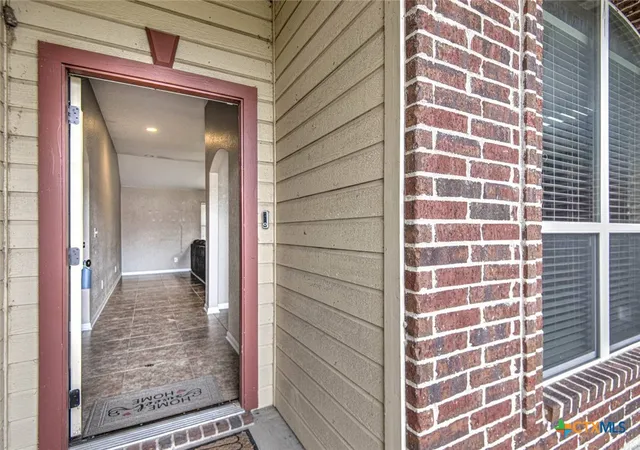 Photo 4 of Single family home for sale at 302 W Little Dipper, Killeen, TX 76542 | MLS# 621761 | Listing updated on 2026-09-10