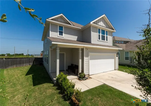 Photo 2 of Single family home for sale at 120 Blue Agate Ct, Jarrell, TX 76537 | MLS# 621997 | Listing updated on 2026-08-19
