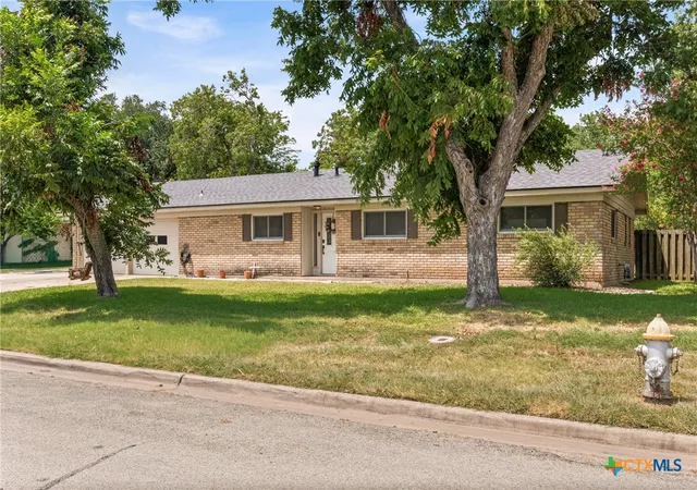 Photo 1 of Single family home for sale at 3302 Chisholm Trl, Temple, TX 76504 | MLS# 622070 | Listing updated on 2026-09-03