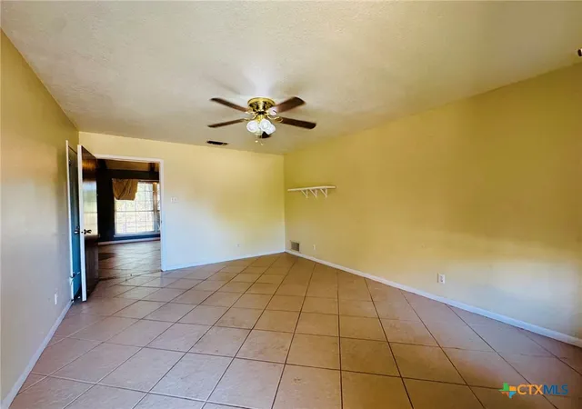 Photo 2 of Single family home for sale at 2405 Osage Rd, Gatesville, TX 76528 | MLS# 622132 | Listing updated on 2026-08-19
