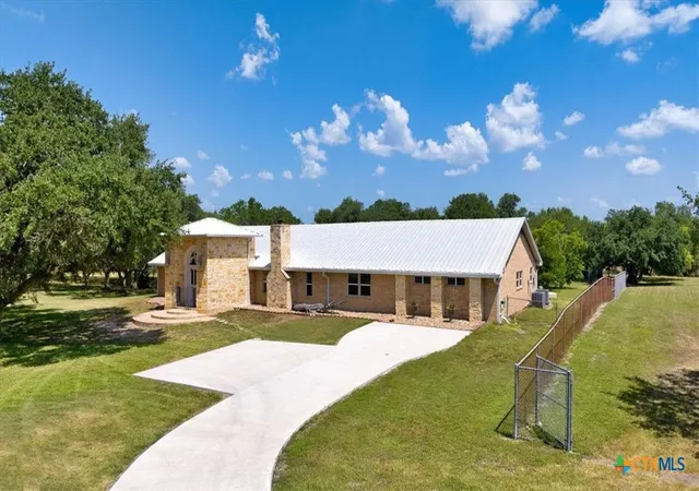 Photo 3 of House for sale at 280 Hebron Church Rd, Yoakum, TX 77995 | MLS# 621572 | Listing updated on 2026-08-27