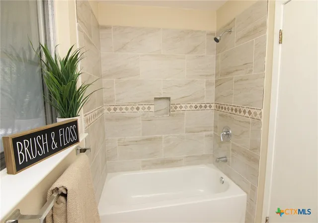 Photo 3 of Single family home for sale at 3203 Lake Charles Ave, Killeen, TX 76543 | MLS# 621586 | Listing updated on 2026-09-09