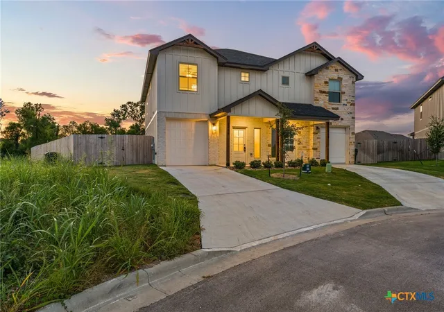 Photo 3 of Townhouse for sale at 1404 Rita Blanca Ct, Temple, TX 76502 | MLS# 622061 | Listing updated on 2026-08-20