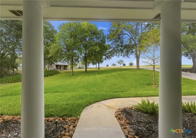 Photo 4 of House for sale at 1196 Loch Ln, Seguin, TX 78155 | MLS# 622182 | Listing updated on 2026-10-03