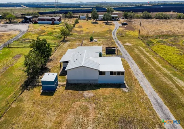 Photo 3 of Manufactured home for sale at 5013 Tucker Hl Ln, Cedar Creek, TX 78612 | MLS# 622247 | Listing updated on 2026-08-31