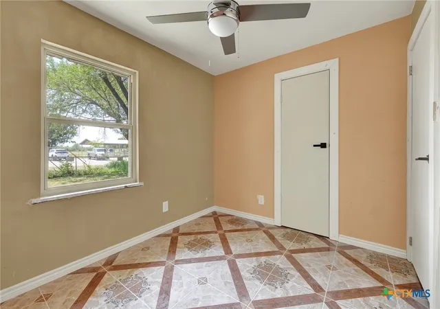 Photo 3 of Single family home for sale at 440 Rusch Ln, New Braunfels, TX 78132 | MLS# 622243 | Listing updated on 2026-08-11