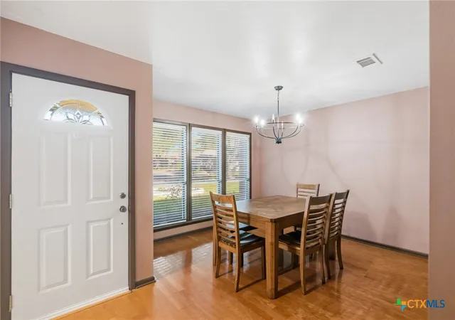 Photo 3 of Single family home for sale at 308 Alamogordo Dr, Victoria, TX 77904 | MLS# 622273 | Listing updated on 2026-08-23