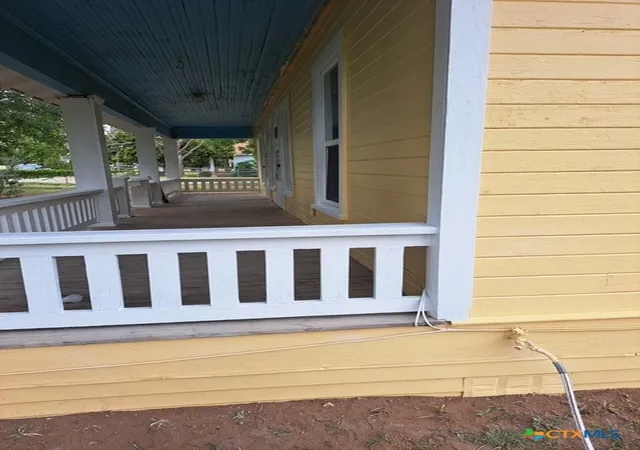 Photo 3 of Single family home for sale at 403 S Nolan, Cameron, TX 76520 | MLS# 621988 | Listing updated on 2026-08-11