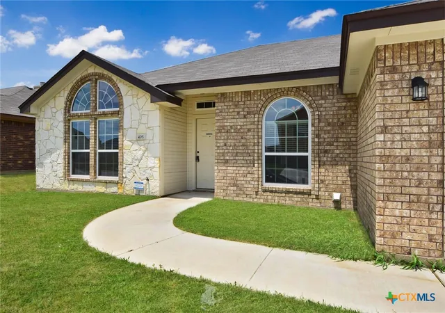 Photo 3 of Single family home for sale at 405 E Vega Ln, Killeen, TX 76542 | MLS# 622042 | Listing updated on 2026-08-11