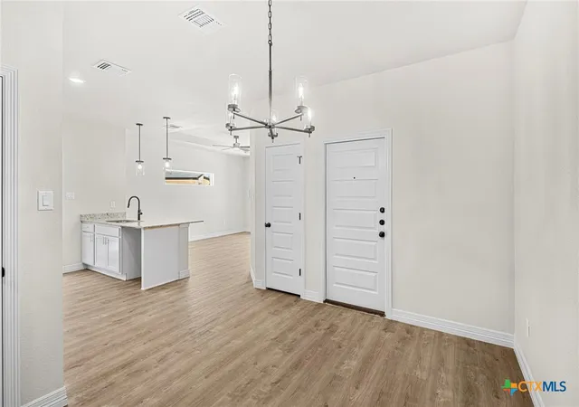 Photo 4 of Townhouse for sale at 1213 Lone Pine Way, Killeen, TX 76543 | MLS# 620514 | Listing updated on 2026-09-12