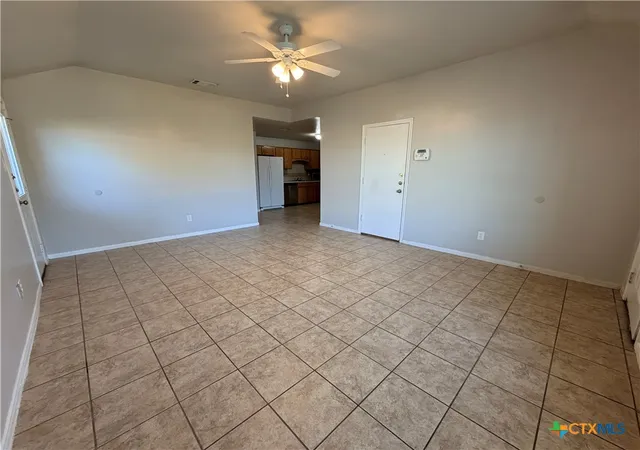 Listing Photo 4 - Condo for sale in building located at 406 W Dale Ave, Nolanville, TX 76559
