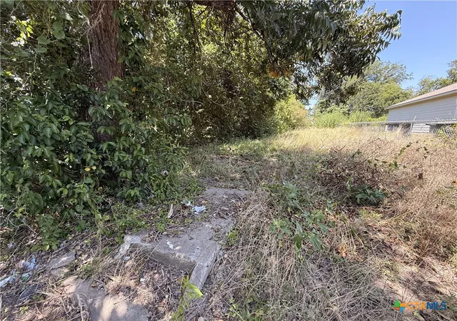 Photo 2 of Land for sale at 214 S 12th Street, Temple, TX 76501 | MLS# 622310 | Listing updated on 2026-08-12