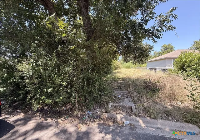 Photo 3 of Land for sale at 214 S 12th Street, Temple, TX 76501 | MLS# 622310 | Listing updated on 2026-08-12