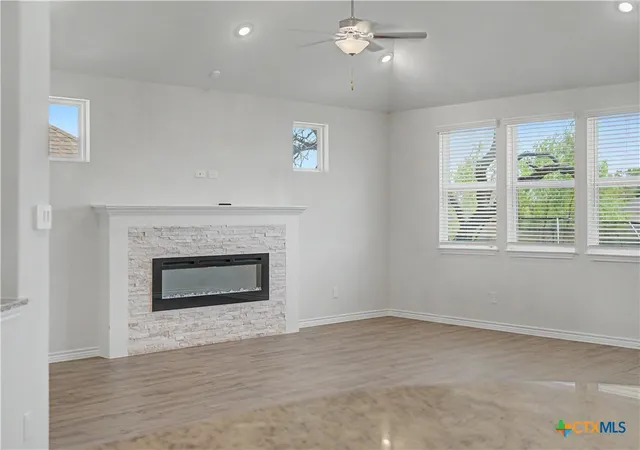 Photo 4 of Single family home for sale at 7701 Preston Holw Dr, Killeen, TX 76542 | MLS# 622252 | Listing updated on 2026-09-15