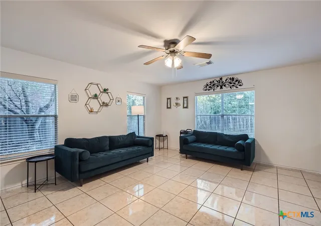Photo 3 of Single family home for sale at 1049 Stone Trl, New Braunfels, TX 78130 | MLS# 622403 | Listing updated on 2026-09-17