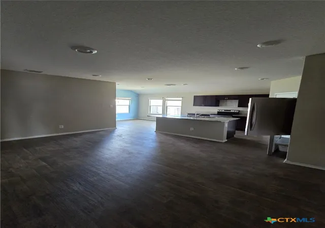 Photo 3 of Single family home for sale at 759 Monarch Dr, Seguin, TX 78155 | MLS# 622437 | Listing updated on 2026-08-12