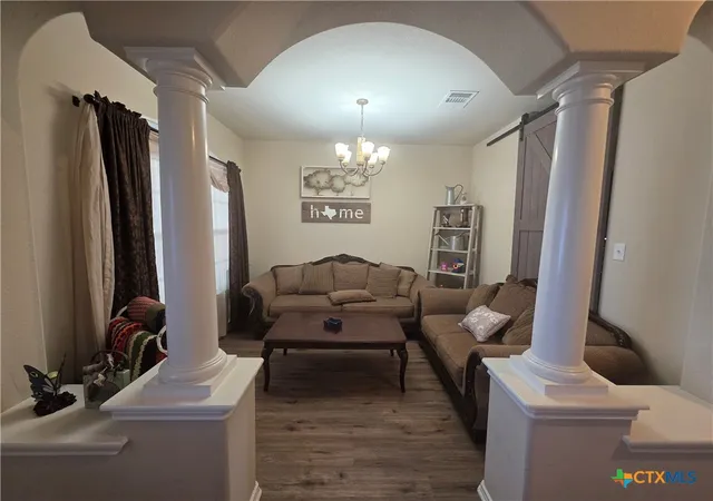 Photo 3 of Single family home for sale at 2105 Lindsey Dr, Copperas Cove, TX 76522 | MLS# 622407 | Listing updated on 2026-08-31