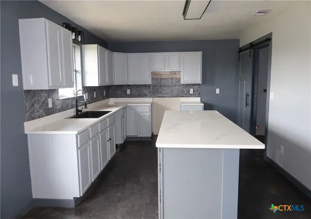 Photo 4 of Single family home for sale at 407 Osman Dr, Killeen, TX 76542 | MLS# 622366 | Listing updated on 2026-08-20