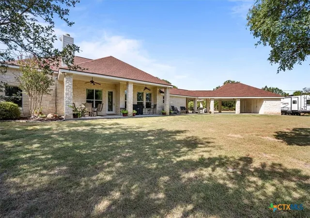 Photo 3 of Single family home for sale at 392 Bear Branch Rd, Purmela, TX 76566 | MLS# 622476 | Listing updated on 2026-08-13