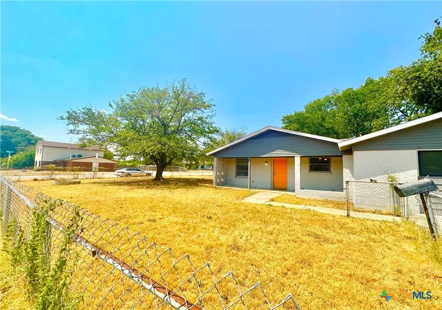 Photo 2 of Single family home for sale at 1505 S W Young Dr, Killeen, TX 76543 | MLS# 622477 | Listing updated on 2026-08-19