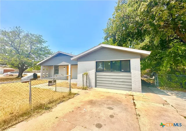 Photo 2 of Single family home for sale at 1505 S W Young Dr, Killeen, TX 76543 | MLS# 622477 | Listing updated on 2026-08-19
