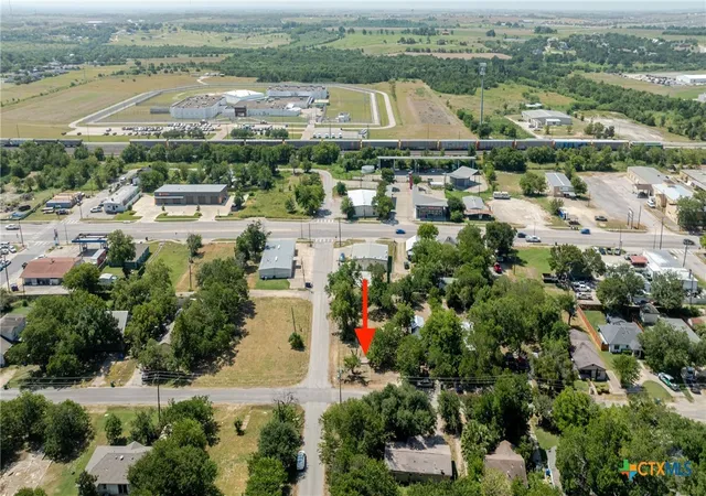 Photo 2 of Land for sale at 1101 W 3rd Street, Taylor, TX 76574 | MLS# 622500 | Listing updated on 2026-08-13