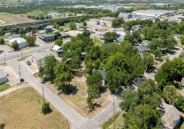 Photo 4 of Land for sale at 1101 W 3rd Street, Taylor, TX 76574 | MLS# 622500 | Listing updated on 2026-08-13