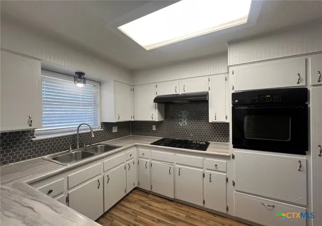 Photo 2 of Single family home for sale at 2301 Zinnia Ct, Killeen, TX 76542 | MLS# 622442 | Listing updated on 2026-08-19