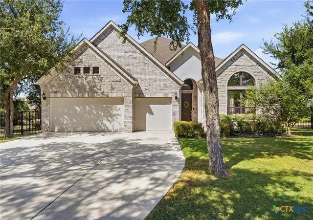 Photo 3 of Single family home for sale at 1216 Scenic Oaks Dr, Georgetown, TX 78628 | MLS# 622546 | Listing updated on 2026-09-13