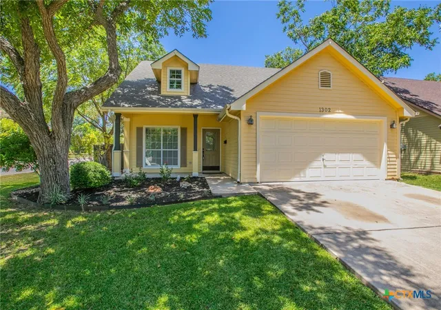 Photo 1 of Single family home for sale at 1302 N Wall St, Belton, TX 76513 | MLS# 621378 | Listing updated on 2026-08-13
