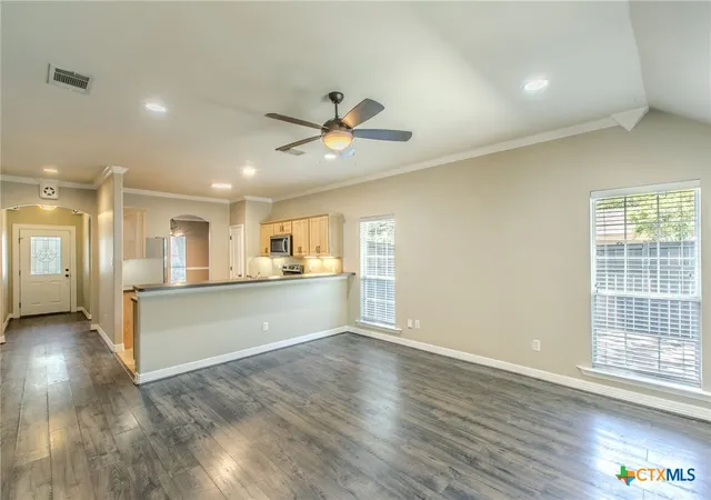 Photo 3 of Single family home for sale at 1302 N Wall St, Belton, TX 76513 | MLS# 621378 | Listing updated on 2026-08-13